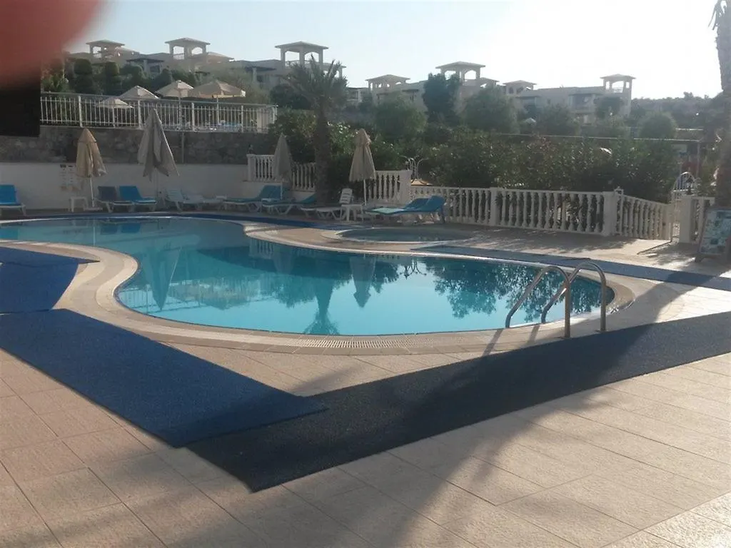 Adabuku Royal Residence Bogazici 0*,